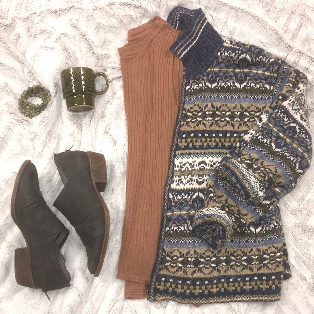 mountain lake sweater